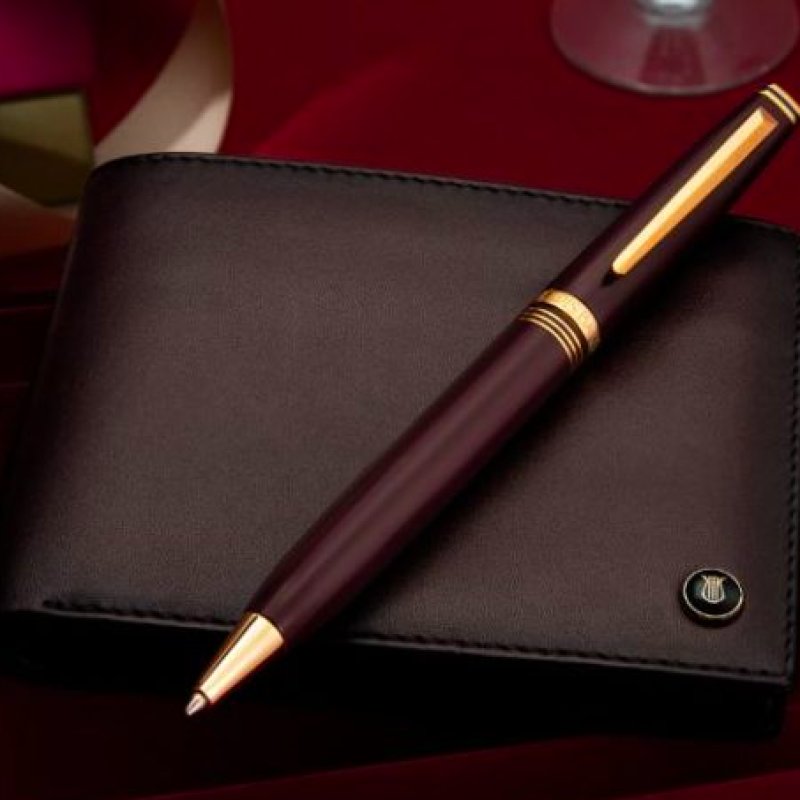 ✒️ Celebrate the Magic of Writing with Exclusive Pens