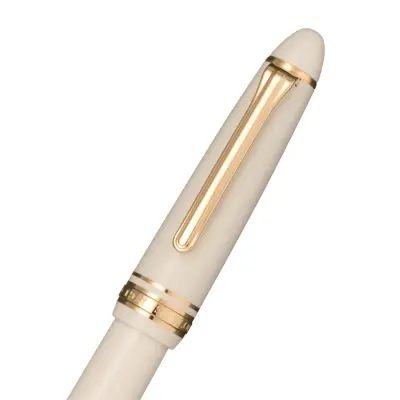 Sailor 1911 Standard Fountain Pen (14K Medium) - Ivory With Gold Trims